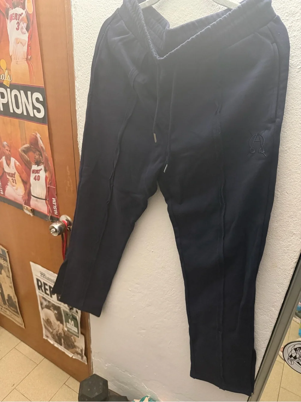 FAVELO WORLDWIDE TRIPLE NAVY BLUE SPLIT HEM PANTS